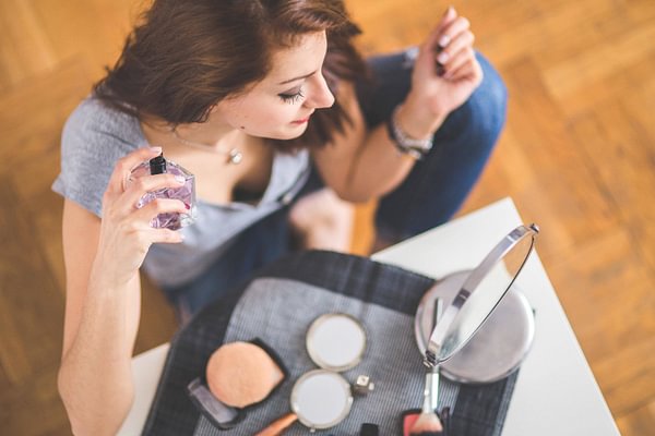 "Wear" Perfume to Work